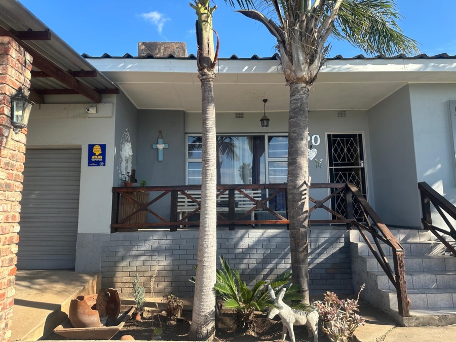 3 Bedroom Property for Sale in Bothasrus Eastern Cape